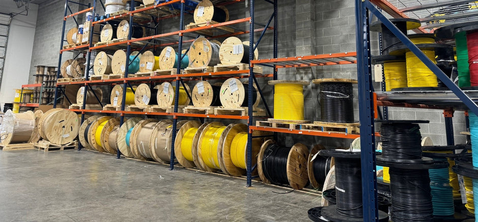 Loose Tube vs. Tight-Buffered Fiber Optic Cable: A Practical OSP Decision Guide