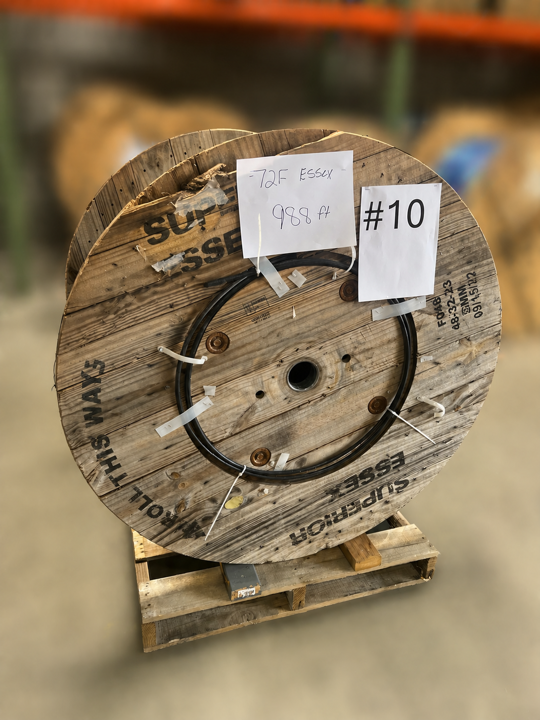 Superior Essex:  72 fiber, Dri-Lite, Loose Tube, SJNA, All Dielectric - 988ft (0.70/Ft)
