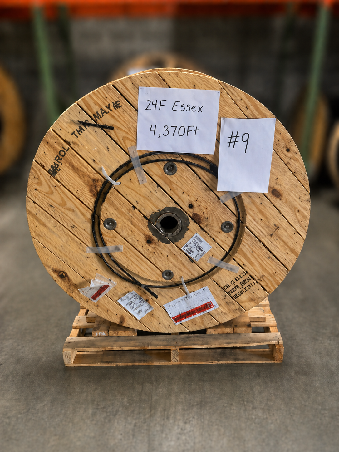 Superior Essex:  24 fiber, Dri-Lite, Loose Tube, SJNA, All Dielectric - 4,370ft (0.40/Ft)