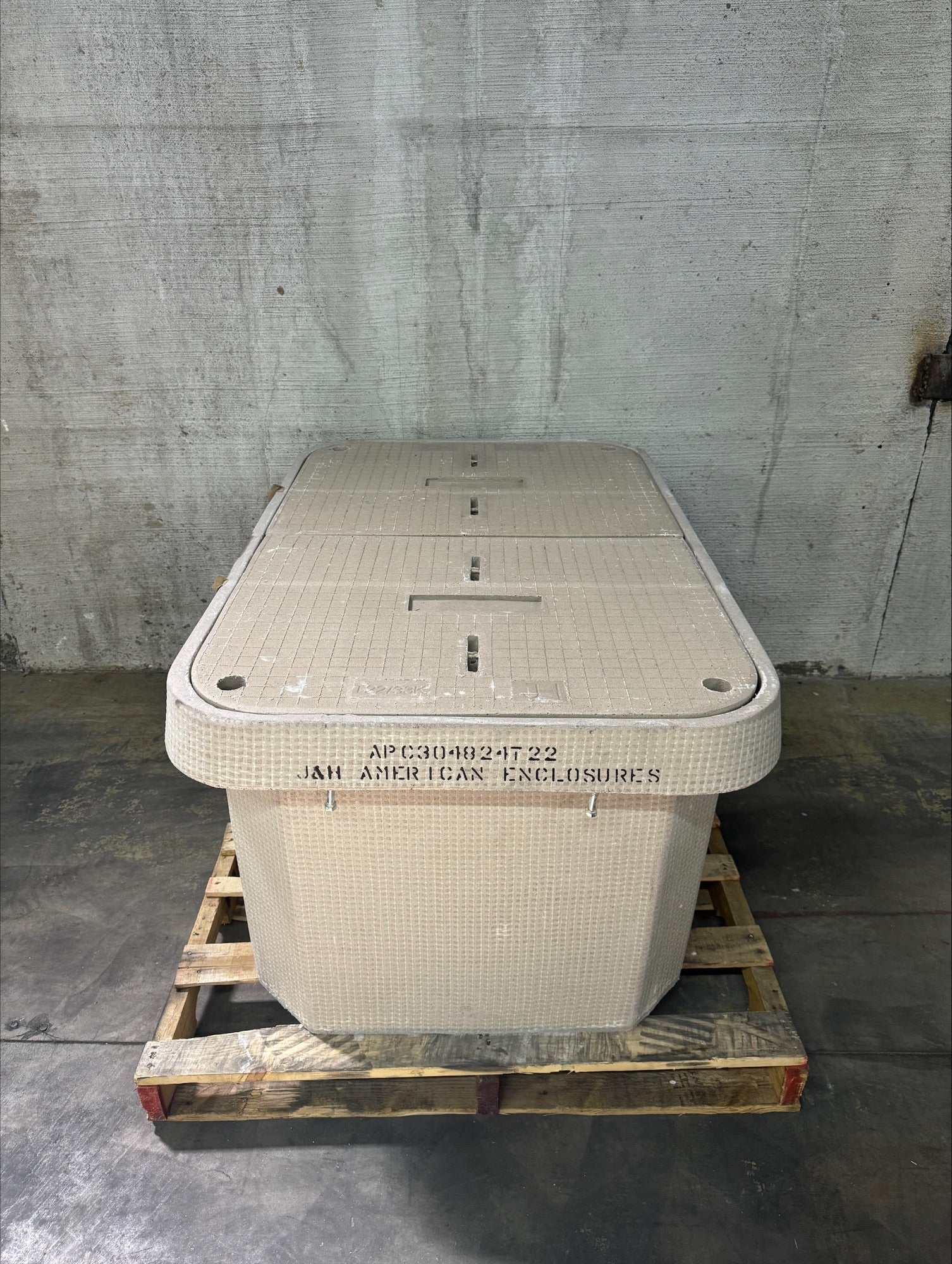 Cd R Vault Box 30x48x24 Polymer Concrete Tier 22 Handhole Vault