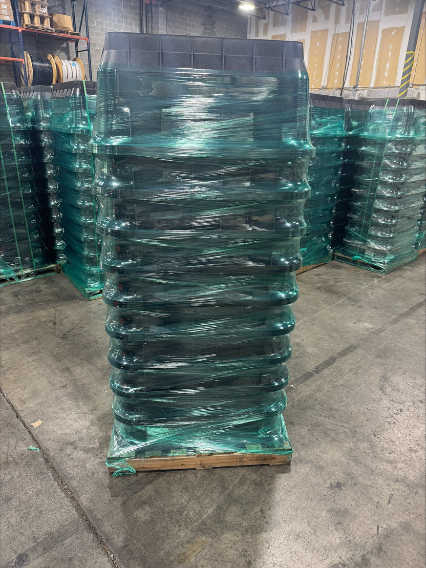 17x30x18 Plastic Pedestrian Non-Traffic Rated Handhole Vault - Blank
