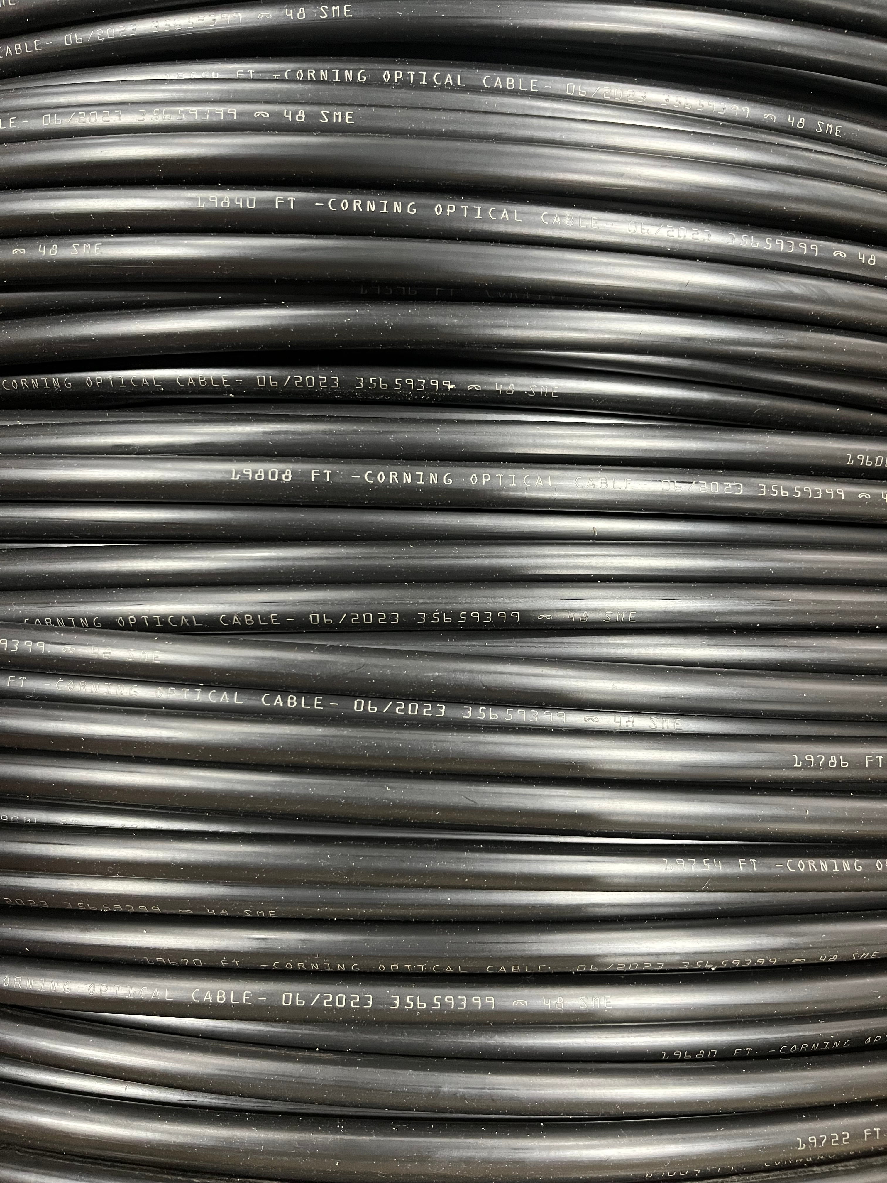 Corning: 48 Strand Singlemode Outdoor Single Jacket Single Armor (SJSA) - 13,546ft (0.55/ft)