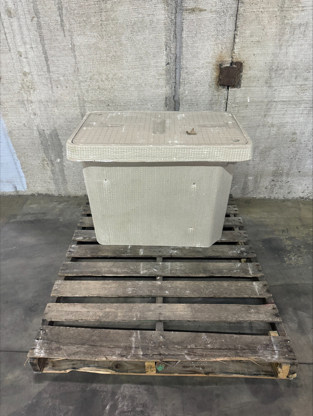 Polymer Concrete Tier 15/22 Vaults